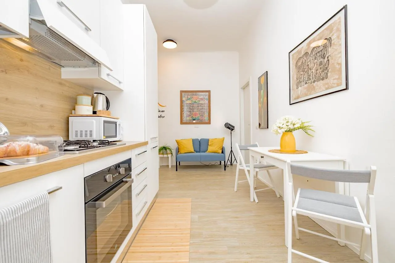 Appartamento Con Due Camere - Free Parking Milan Appartement