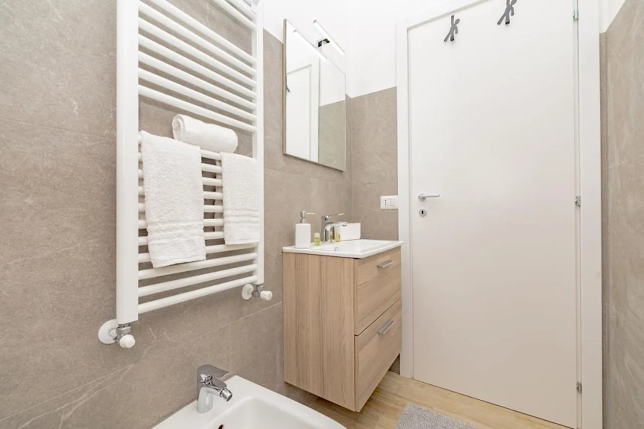 Appartamento Con Due Camere - Free Parking Milan Appartement